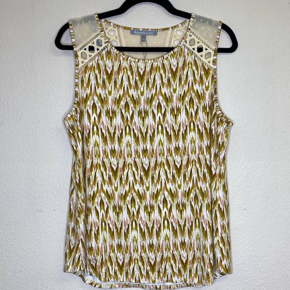 Daniel Rainn Abstract Print Tank Blouse Size L NWT
